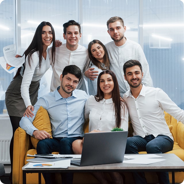 Photo of big team at work